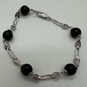 “FNA 925” onyx bead and sterling silver link bracelet
